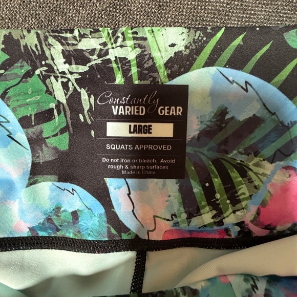 CVG Miami skull 7” shorts - Picture 5 of 5